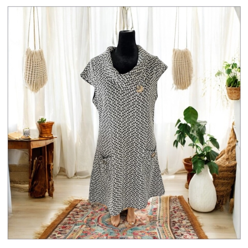 Papillon White /BLK Jacquard Tunic Dress -EUC-Sz-L -pockets-layer- lagenlook - Picture 4 of 13